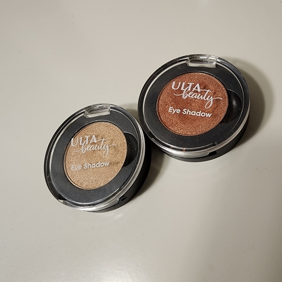 Ulta Eyeshadow - Picture 1 of 3